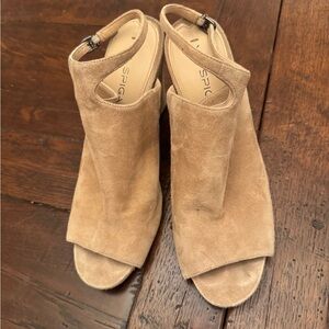 Via Spiga Tan Suede Women's Heels